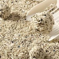 This tofu cat litter clumps well.